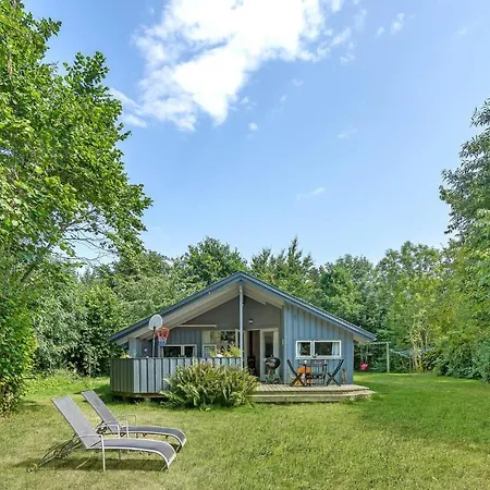 Four-bedroom In Дом отдыха