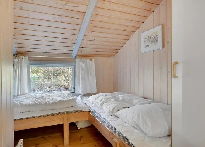 بيت للعطل Four-bedroom In *
